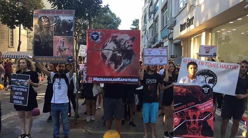 Kadıköy'de Mezbahalar Kapatılsın Yürüyüşü Yapıldı